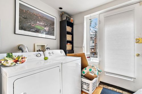 2147 Shakespeare Ave, Chicago IL 60647-3217 exterior