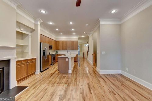 2378 Crescent Park Ct, Atlanta GA 30339-6022 exterior