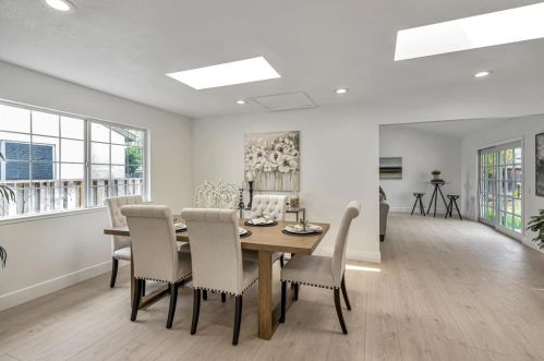 501 Crosslees Dr, San Jose CA  95111-1828 exterior