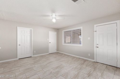 6110 Earll Dr, Phoenix AZ 85033-5841 exterior