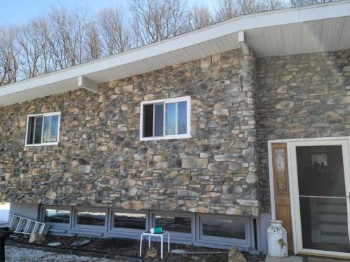 68 Edgewood Dr, Poughkeepsie, NY 12603-1006