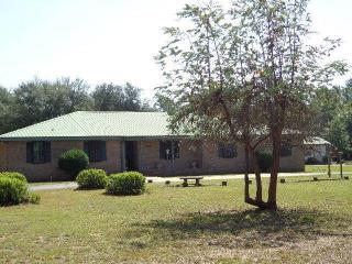 6174 Mandie Ln, Milton, FL 32570-5436