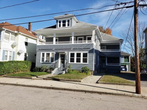 668 Grove St, Woonsocket RI  02895-5816 exterior