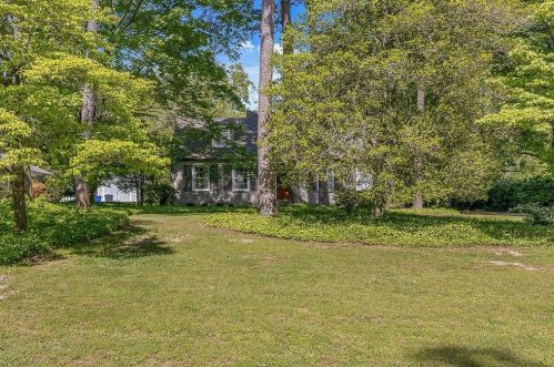 1270 Riverside Dr, Gainesville GA 30501-1830 exterior