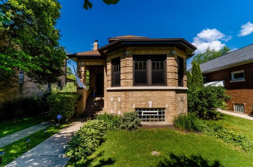 9738 Damen Ave, Chicago, IL 60643-1629