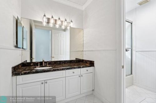 9808 Coronado Lake Dr, Boynton Beach FL 33437-5337 exterior