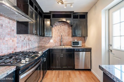 844 El Caminito Dr, Phoenix AZ  85020-3459 exterior