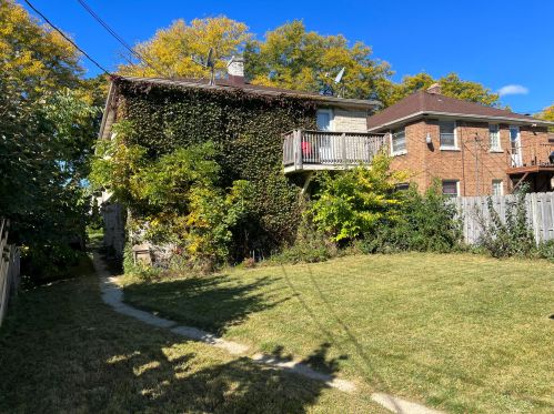 3406 57th St, Milwaukee, WI 53219-4448