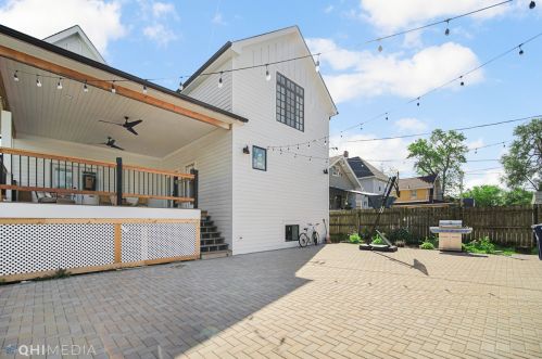 232 19 Ave, Broadview IL 60153-1723 exterior