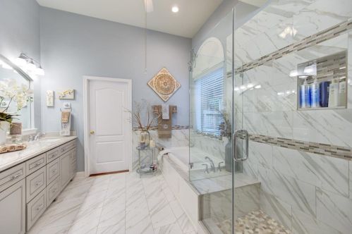 18230 Enchanted Rock Trl, Humble TX 77346-3069 exterior