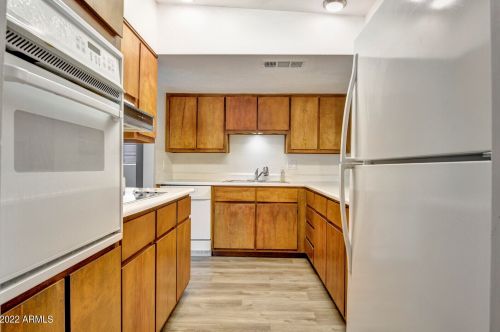 7611 12th Pl, Phoenix AZ  85020-4540 exterior