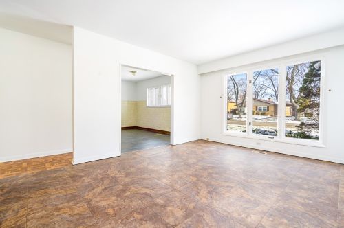 11800 Kedvale Ave, Chicago, IL 60803-1732