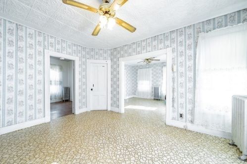 54 Revere St, Springfield MA 01108-1314 exterior