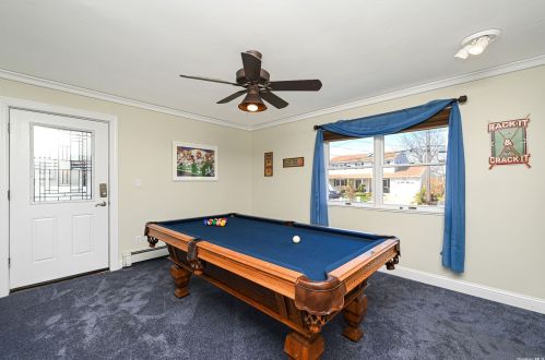 95 Midway St, Babylon NY  11702-4311 exterior