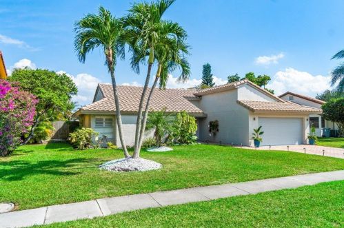 21176 Escondido Way, Boca Raton FL  33433-2505 exterior