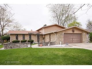 501 Edgebrook Dr, Joliet, IL 60404-9711