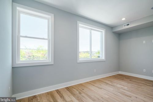 2336 Mascher St, Philadelphia PA 19140-4630 exterior