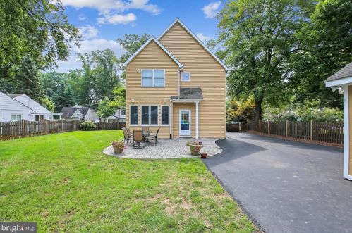 721 Brent Rd, Rockville MD 20854-1782 exterior