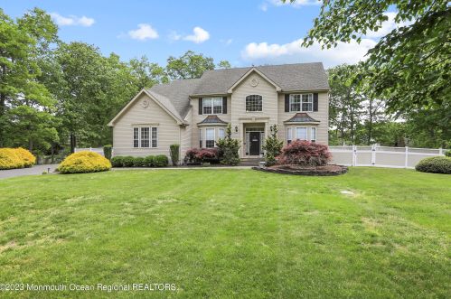 453 Diamond Rd, Jackson Twp, NJ 08527-3146