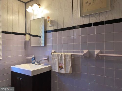 47 Norman St, Chester PA 19014-2140 exterior