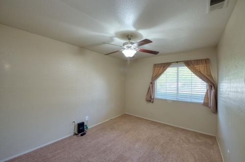 3927 Paula Ct, Turlock CA  95382-8507 exterior