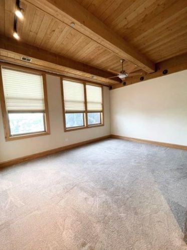 601 Erie St, Milwaukee WI 53202-6200 exterior