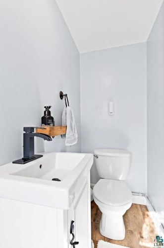 3030 85 Ave, Duluth MN 55810-1409 exterior