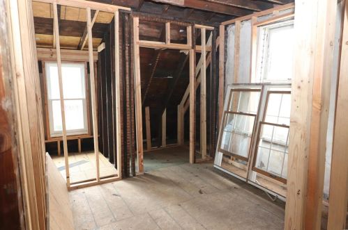 2356 Michigan Ave, Saint Louis MO 63104-1710 exterior