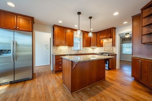 1434 Cedarhurst Dr, Atlanta GA 30338-4619 exterior