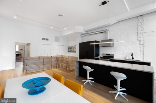 829 2nd St, Philadelphia PA 19133 exterior