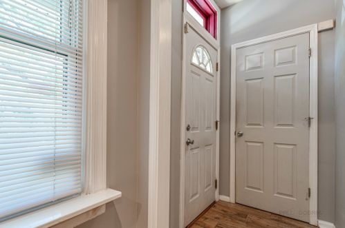 2123 Superior St, Chicago, IL 60612-1315