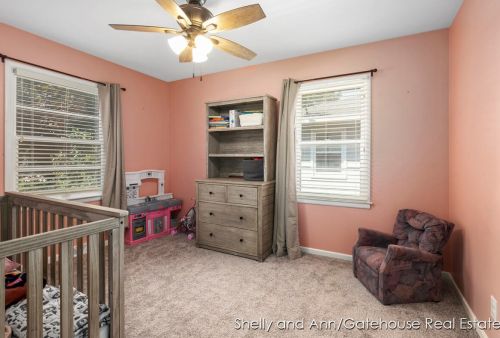 3800 Perry Ave, Wyoming MI 49519-3652 exterior