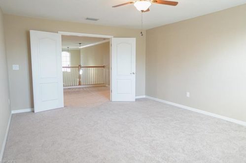 2330 Heydon Cir, Naples FL 34120-4578 exterior