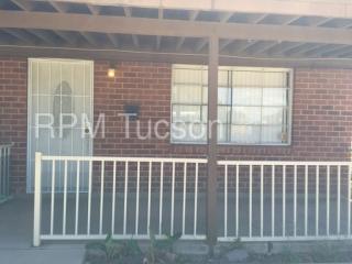 1302 Richey Blvd, Tucson AZ  85716-3746 exterior