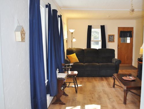 3764 84th St, Milwaukee WI  53228-1704 exterior