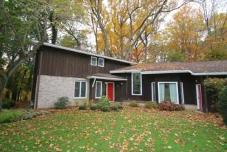 131 Huntington Mdw, Rochester, NY 14625-1814