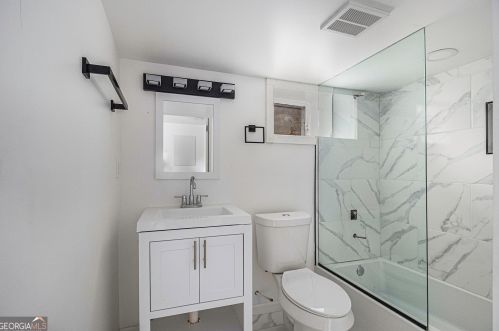 369 Adelle St, Atlanta GA  30315-6601 exterior