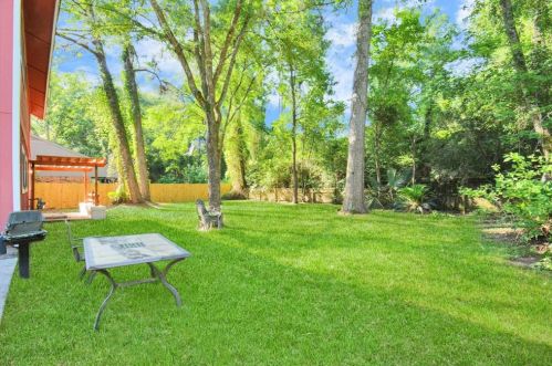 3202 Vlg Park Dr, Humble TX 77339-1919 exterior