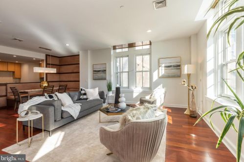 111 15th St, Philadelphia PA  19102-2625 exterior