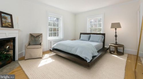 91 Edgerstoune Rd, Princeton NJ 08540-6746 exterior