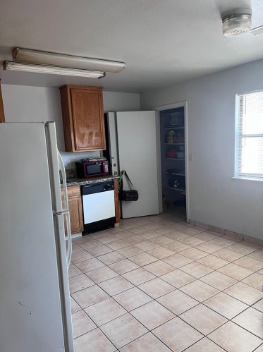 521 Clark St, Turlock CA 95380-5875 exterior