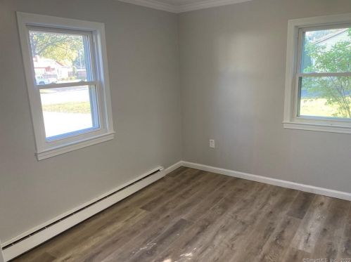 53 Laurel Rd, Windsor Locks CT 06096-2034 exterior