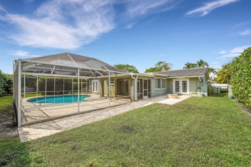 1570 13th Dr, Boca Raton FL  33486-5369 exterior