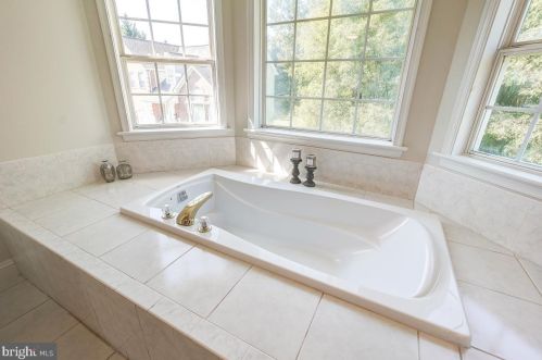 14408 Big Bear Ct, Silver Spring MD 20906-2463 exterior