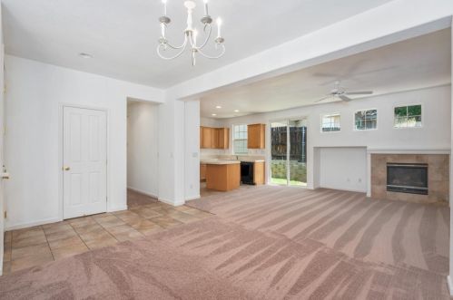 851 Holley Ct, Folsom CA 95630-3518 exterior