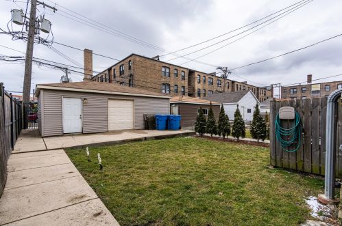 2723 Kimball Ave, Chicago IL 60647-1222 exterior