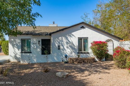 1802 Cypress St, Phoenix AZ  85006-1837 exterior