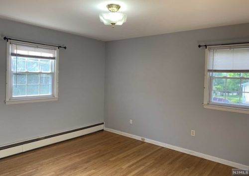 112 Knickerbocker Rd, Demarest NJ  07627-1026 exterior