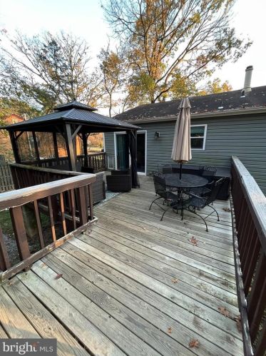 217 Summit Ave, Blenheim NJ  08012-4112 exterior