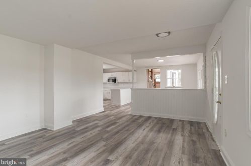 345 Pine Grove Rd, Hanover PA  17331-7702 exterior